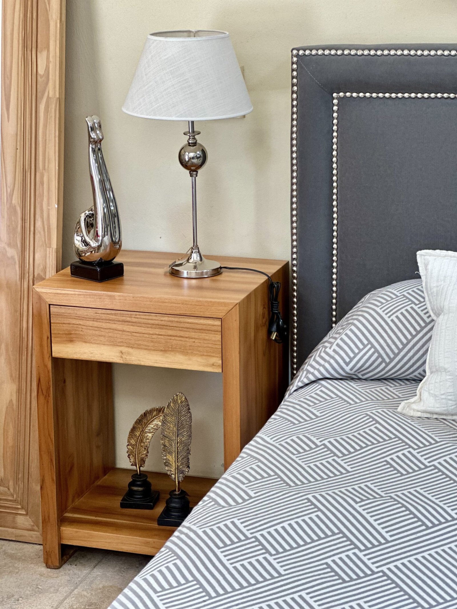 Tapizado con tachas - Imagen 4